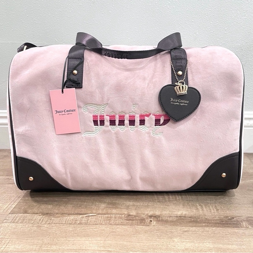 NEW‎ Juicy Couture Pink Velour Duffle Bag Weekender Embroidered Logo Heart Charm